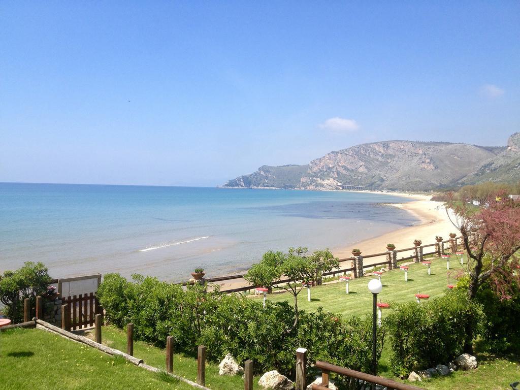 Da Benedetto Aparthotel Gaeta Bagian luar foto