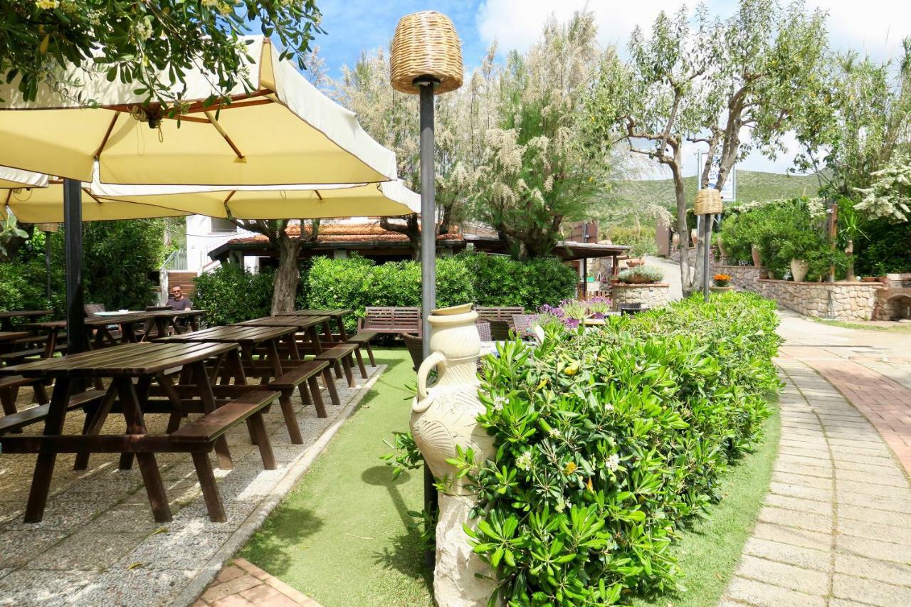 Da Benedetto Aparthotel Gaeta Bagian luar foto